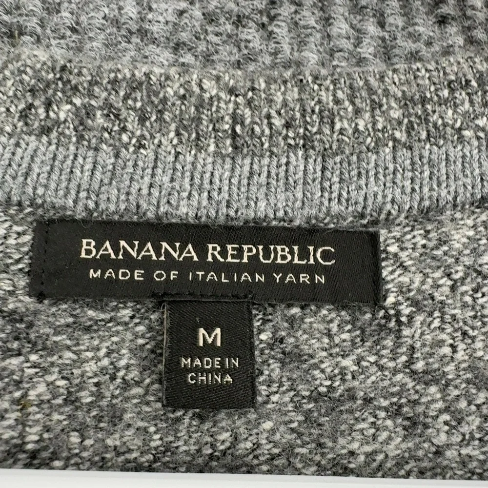 Banana Republic Cardigan Mens M Gray Wool Blend Italian Yarn V Neck Classic‎